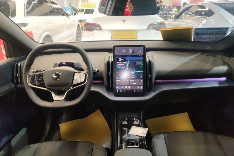 Used Volvo EX30 2025 Rear-Drive Long-Range Plus Model