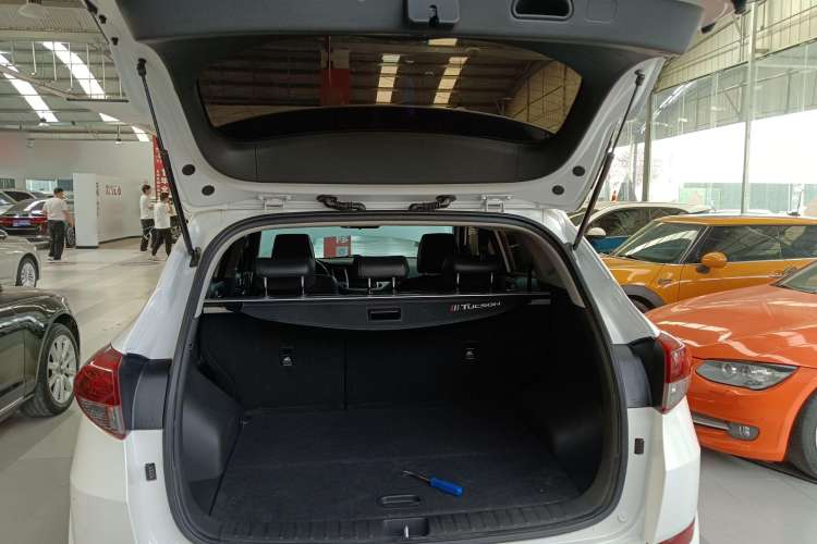 Used Hyundai Tucson 2015 1.6T Dual-Clutch Two-Wheel-Drive Smart Model
