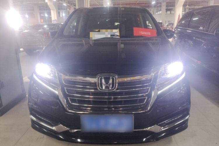 Used Honda Elysion 2019 2.0L Hybrid Luxury Edition
