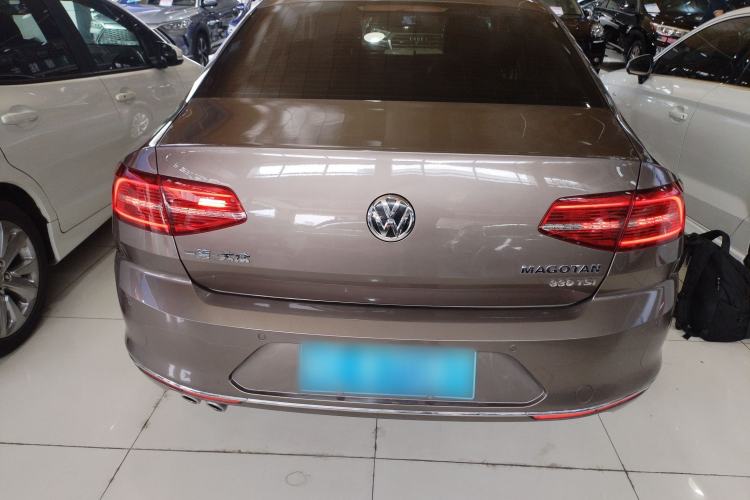 Used Volkswagen Magotan 2018 330TSI DSG Advanced Model
