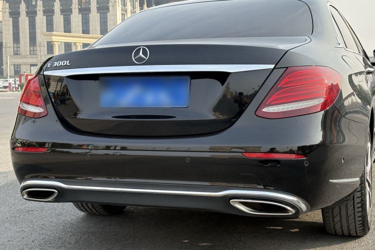 Used Mercedes-Benz E-Class 2019 E 260 L