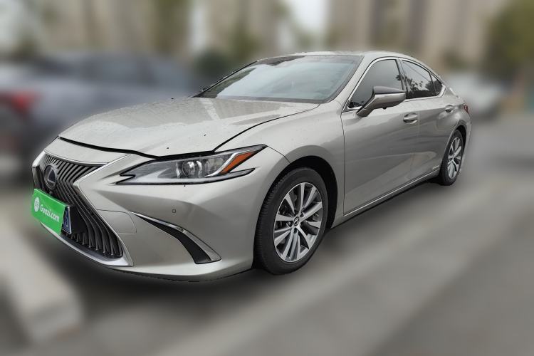 Used Lexus ES 2020 300h Premier Edition