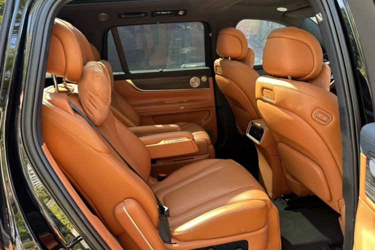 Used Hima AITO M9 2025 Extended-Range Ultra Version 52 kWh 6-Seater
