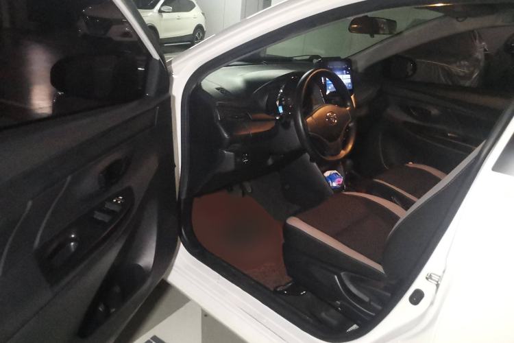 Used Toyota YARiS L 2021 1.5L CVT Leading Edition
