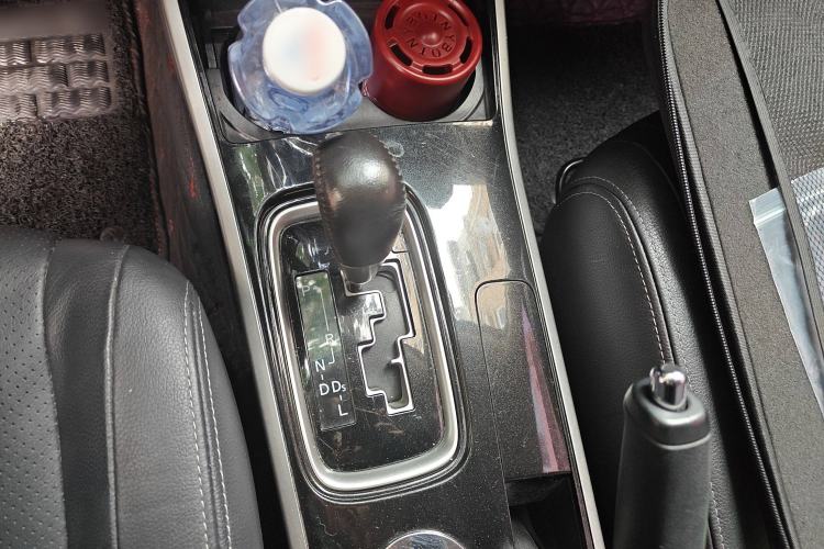 Used Mitsubishi Outlander 2018 2.0L Two-Wheel Drive Glory Edition 5 Seats
