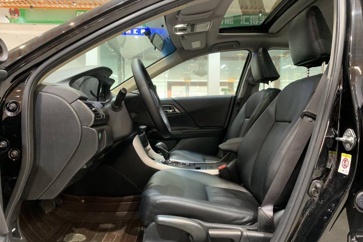 Used Honda Accord 2015 2.0L LX Comfort Edition
