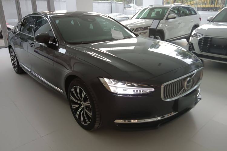 Used Volvo S90 New Energy 2021 T8 eDrive Hybrid Zhiyi Luxury Edition
