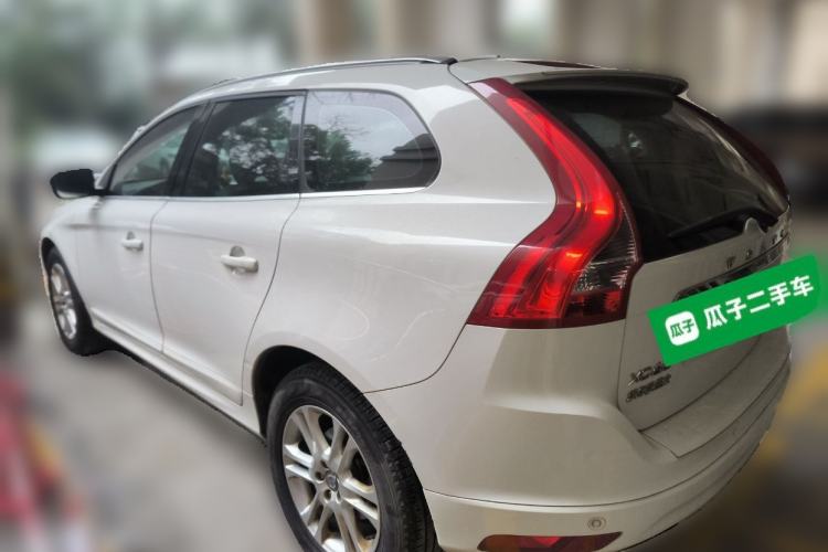 Used Volvo XC60 2015 T5 Smart Upgrade Model

