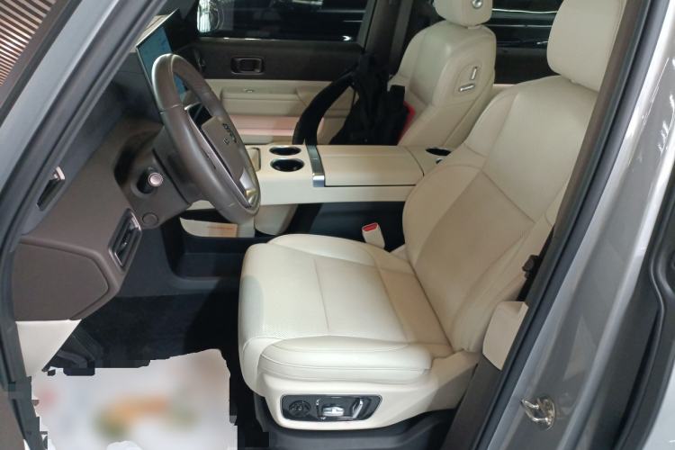 Used Li Auto MEGA 2024 Ultra Model
