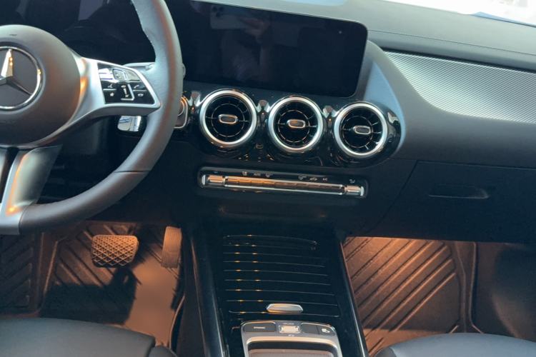 Used Mercedes-Benz GLA 2024 GLA 200
