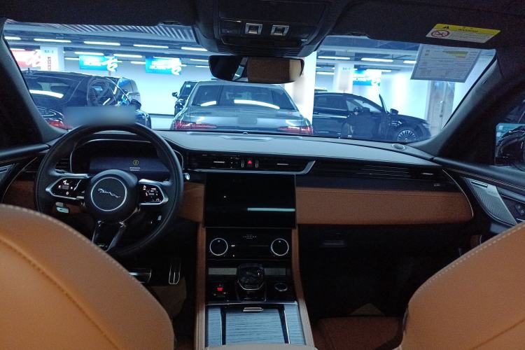 Used Jaguar XFL 2024 2.0T P300 Four-Wheel Drive Flagship Sport Gold Edition