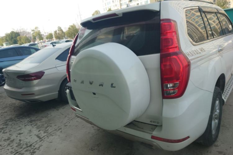 Used Haval H9 2015 2.0T Four-Wheel Drive Luxury 7-Seater
