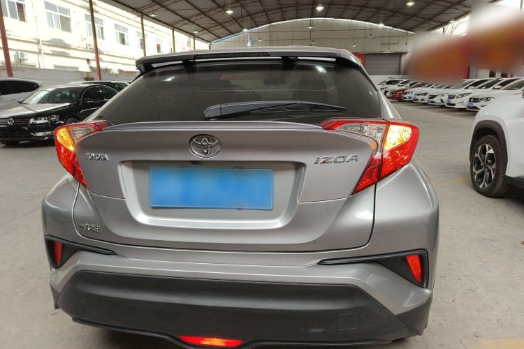 Used Toyota IZOA 2018 2.0L Yichi Version China VI Standard
