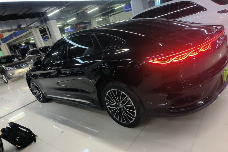 Used BYD Han 2023 EV Champion Edition 506KM Front-Wheel-Drive Premium Model
