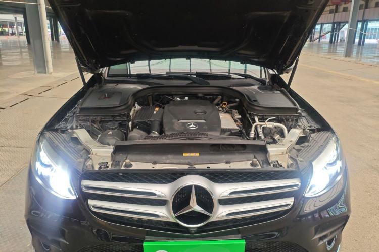 Used Mercedes-Benz GLC 2019 Facelift GLC 260 L 4MATIC Luxury Model
