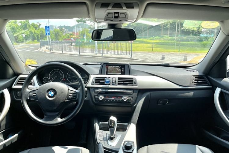 Used BMW 3 Series 2015 320Li Luxury Edition Fashion Model
