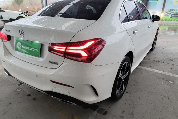 Used Mercedes-Benz A-Class 2022 Second Facelift A 200 L Sport Sedan Fashion Version
