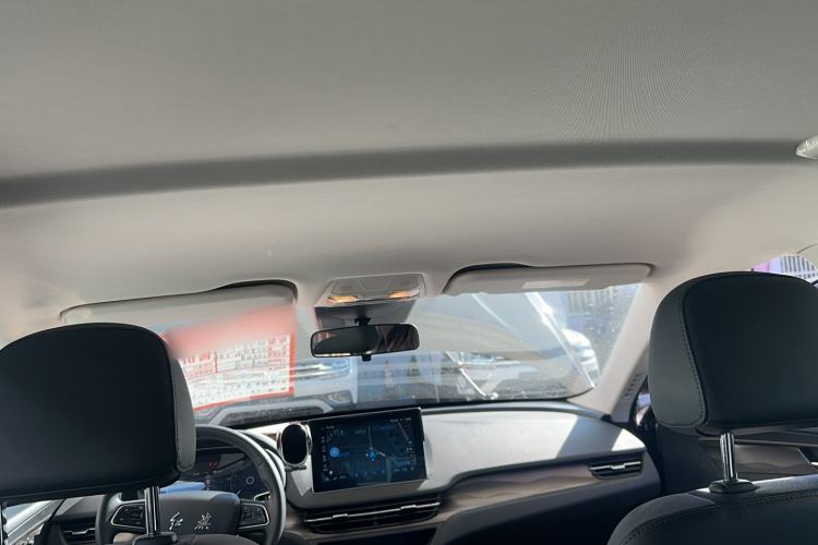 Used Hongqi E-QM5 2022 431 km Charge & Enjoy Edition
