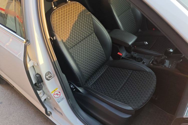 Used Skoda Octavia 2019 TSI280 DSG Luxury Edition Station Wagon China VI Standard
