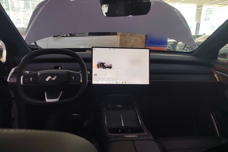 Used ONVO L60 2024 60 kWh All-Wheel Drive
