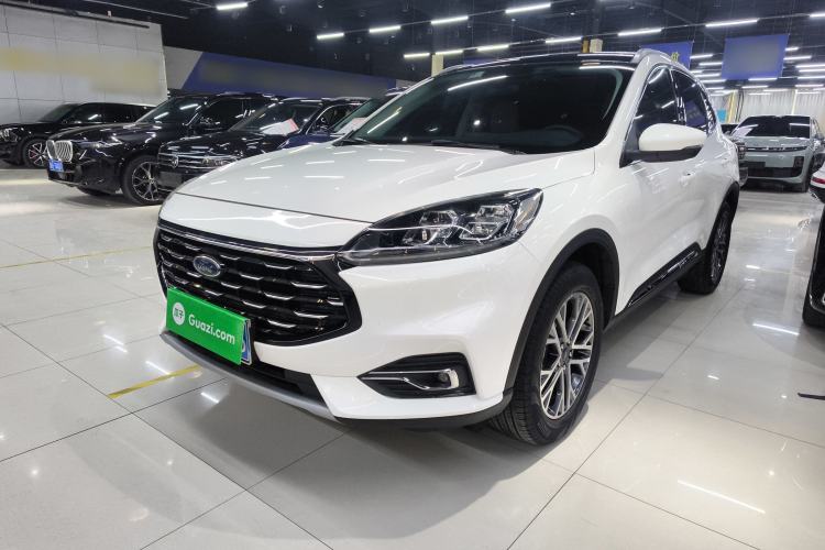 Used Ford Escape 2020 EcoBoost 245 Two-Wheel-Drive Titanium Edition