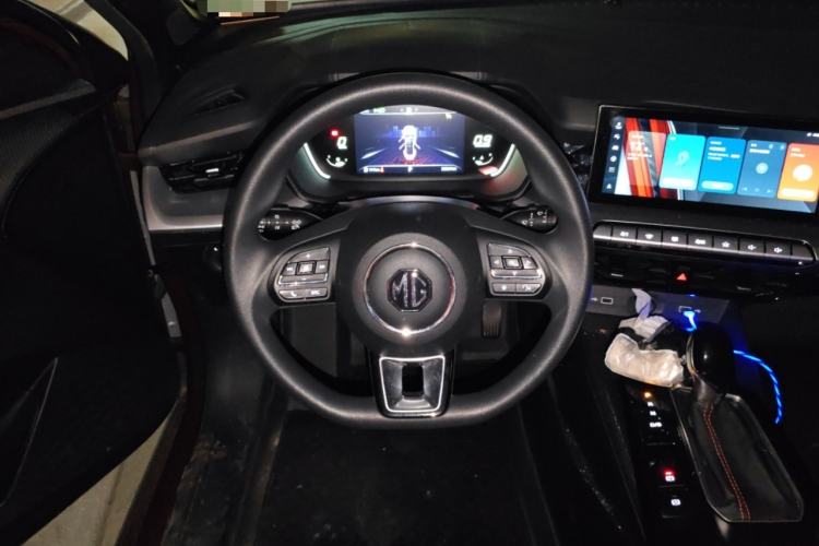 Used MG 5 2022 180 DVVT CVT Youth Luxury Edition