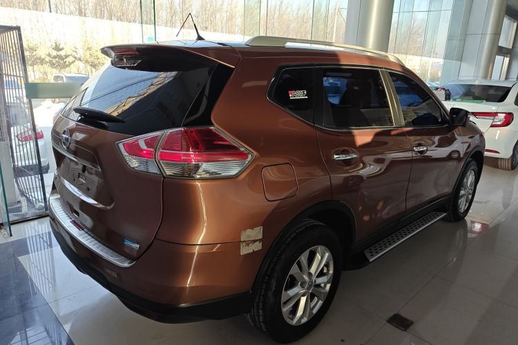 Used Nissan X-Trail 2015 2.0L CVT Comfort MAX Edition 2WD