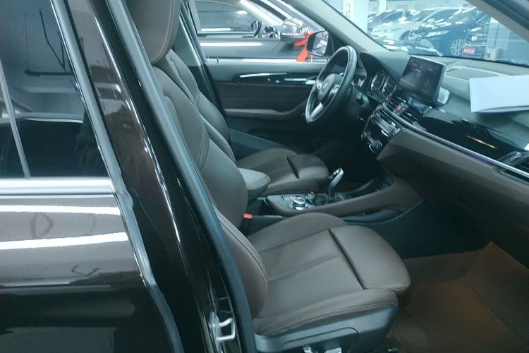 Used BMW X1 2021 sDrive25Li Leading Model
