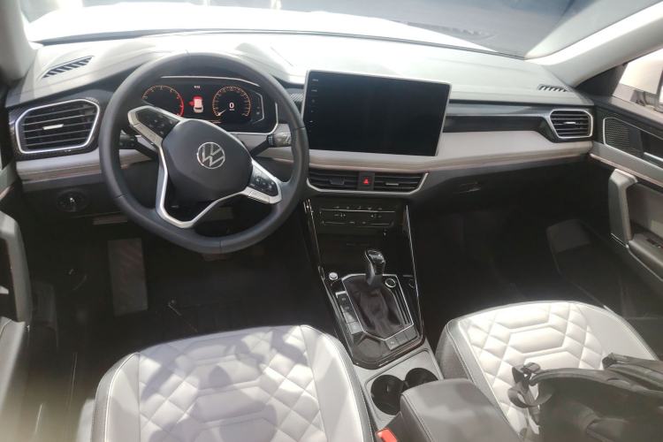 Used Volkswagen Tayron 2023 330TSI Two-Wheel-Drive Luxury Plus Advanced Version
