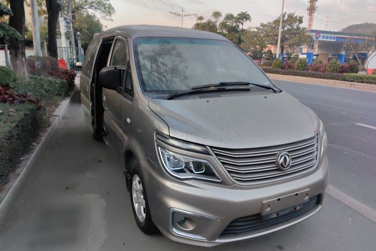 Used FORTHING Lingzhi 2018 M5L 1.6L 7-Seater Comfort Model
