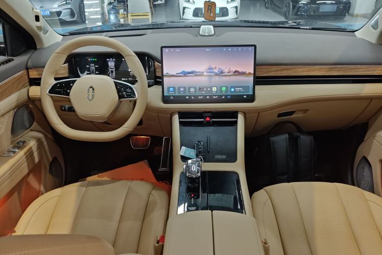 Used Hima AITO M7 2024 1.5T Rear-Drive Plus Version 5 Seats
