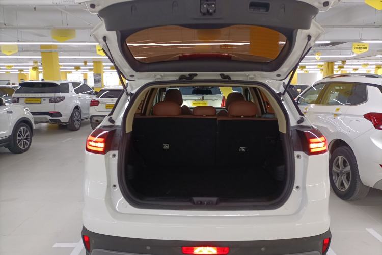 Used Geely Auto Emgrand X7 Sport 2021 Million Edition 1.8TD DCT Two-Wheel Drive Luxury Model