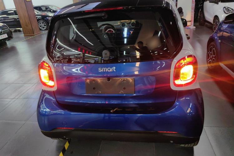 Used  fortwo 2018 1.0L 52kW Hardtop Dynamic Version China V
