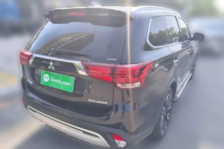 Used Mitsubishi Outlander 2020 2.4L 4x4 Zhi Xiang Edition 5 Seats
