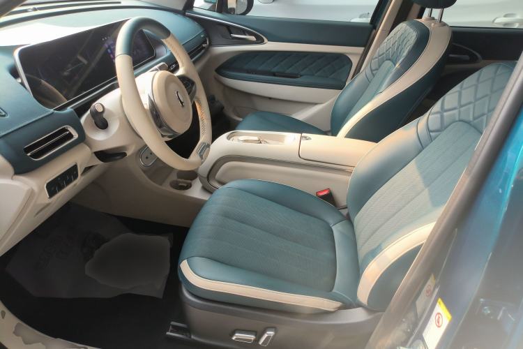 Used ORA Good Cat 2023 401 km Standard Range Premium Version Lithium Iron Phosphate