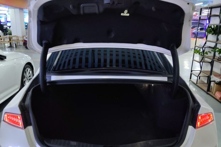 Used Lincoln MKZ 2019 2.0T Luxury Edition China VI Standard