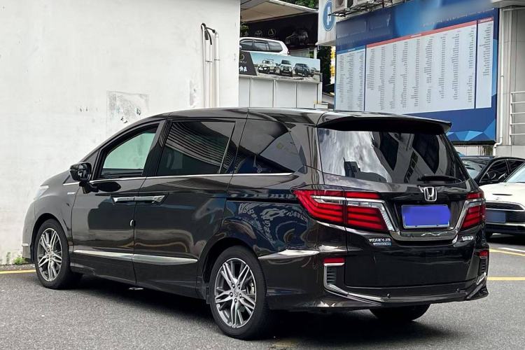 Used Honda Elysion 2019 2.0L Hybrid Supreme Edition
