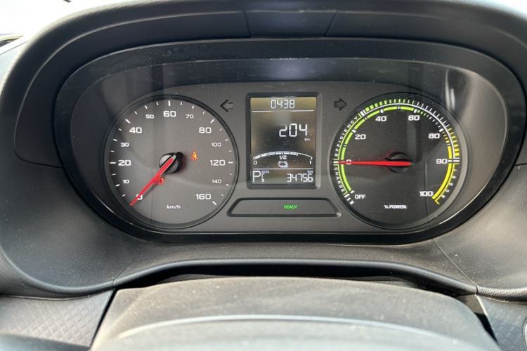 Used Roewe Clever 2021 302 km New Four-Seater Super-Efficient Version
