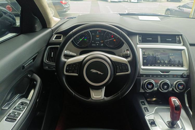 Used Jaguar E-PACE 2018 P250 SE China VI
