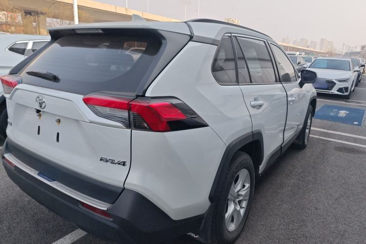 Used Toyota RAV4 2021 2.0L CVT Two-Wheel Drive Urban Edition
