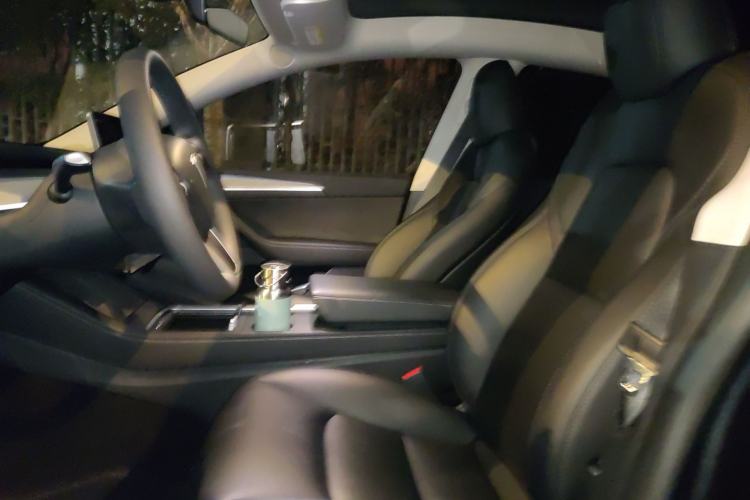 Used Tesla Model Y 2024 Long-Range All-Wheel-Drive Version