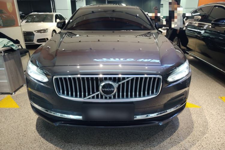 Used Volvo S90 2023 B5 Zhiyuan Luxury Edition