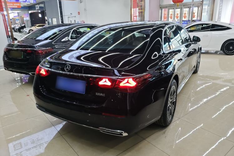 Used Mercedes-Benz E-Class 2024 E 260 L