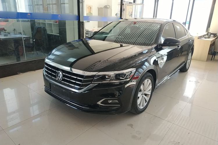 Used Volkswagen Passat 2020 Facelift 330TSI Elite Edition China VI Standard