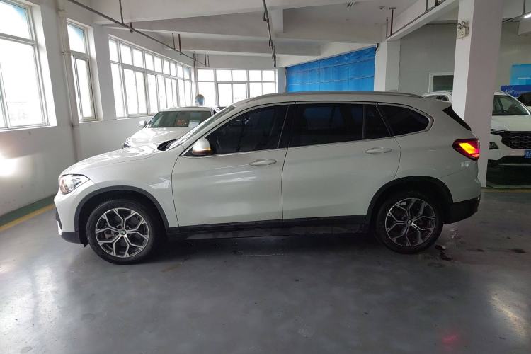 Used BMW X1 2022 sDrive25Li Leading Model
