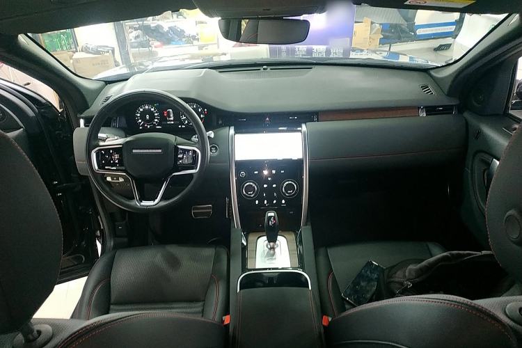 Used Land Rover Discovery Sport 2022 Revised Version 2 249 PS R-Dynamic SE Performance Tech Edition 5 Seats
