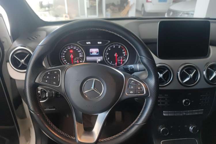 Used Mercedes-Benz B-Class 2018 B 200 Sport Edition
