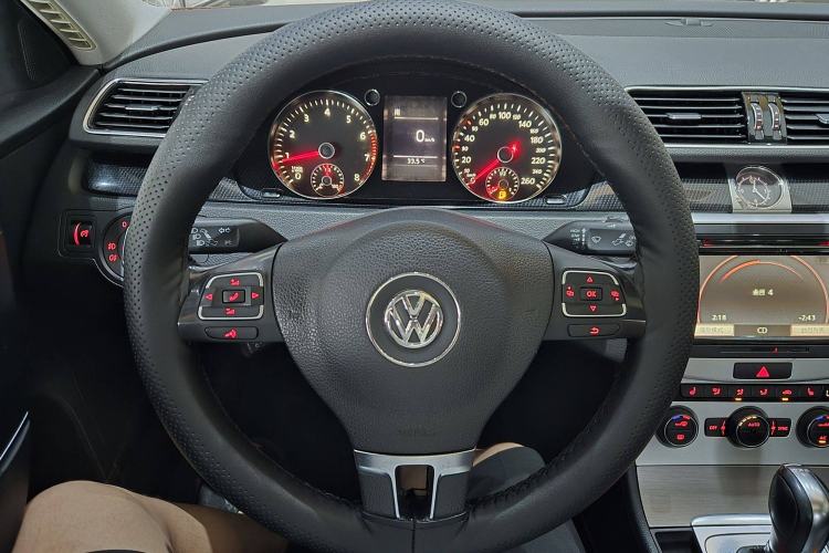 Used Volkswagen Magotan 2016 1.8TSI Luxury Comfort Model