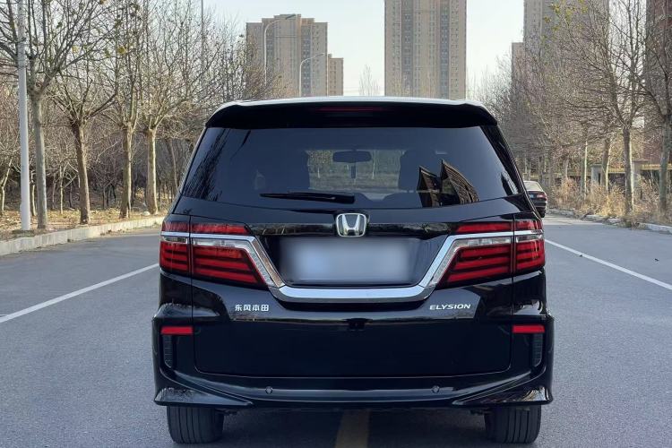 Used Honda Elysion 2016 2.4L Luxury Edition
