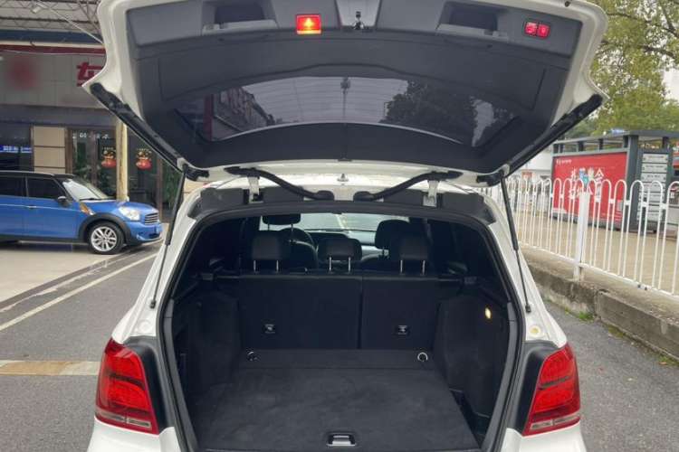 Used Mercedes-Benz GLK-Class 2013 Facelift GLK 300 4MATIC Fashion Edition